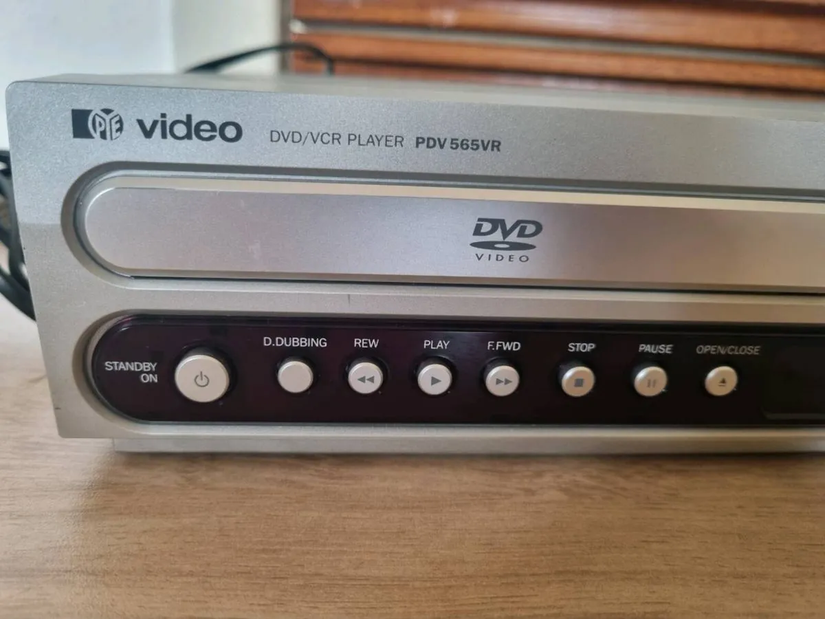 PYE PDV560VR DVD DVD Player / VHS Recorder Combi - Image 3