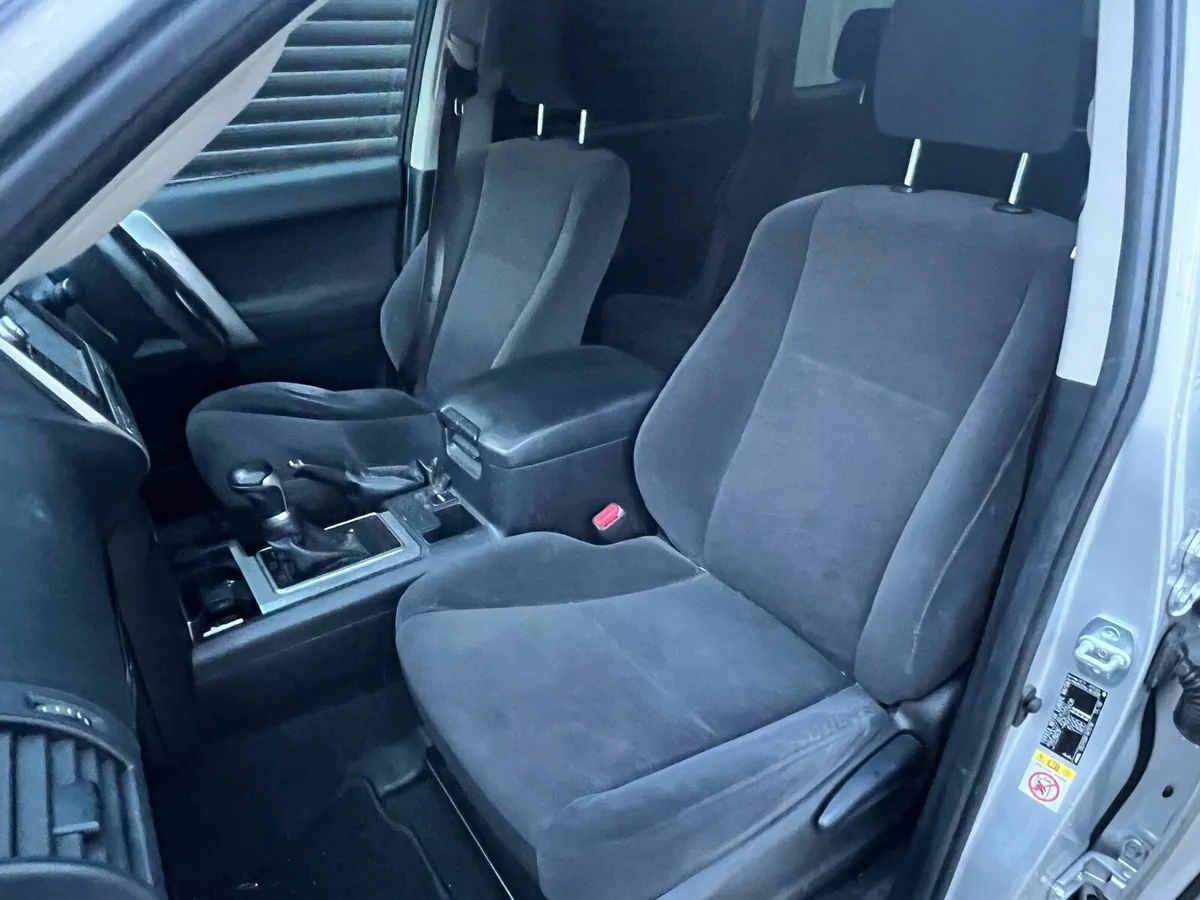 2018 Landcruiser D-4D 5 Seat Active Auto Facelift - Image 3