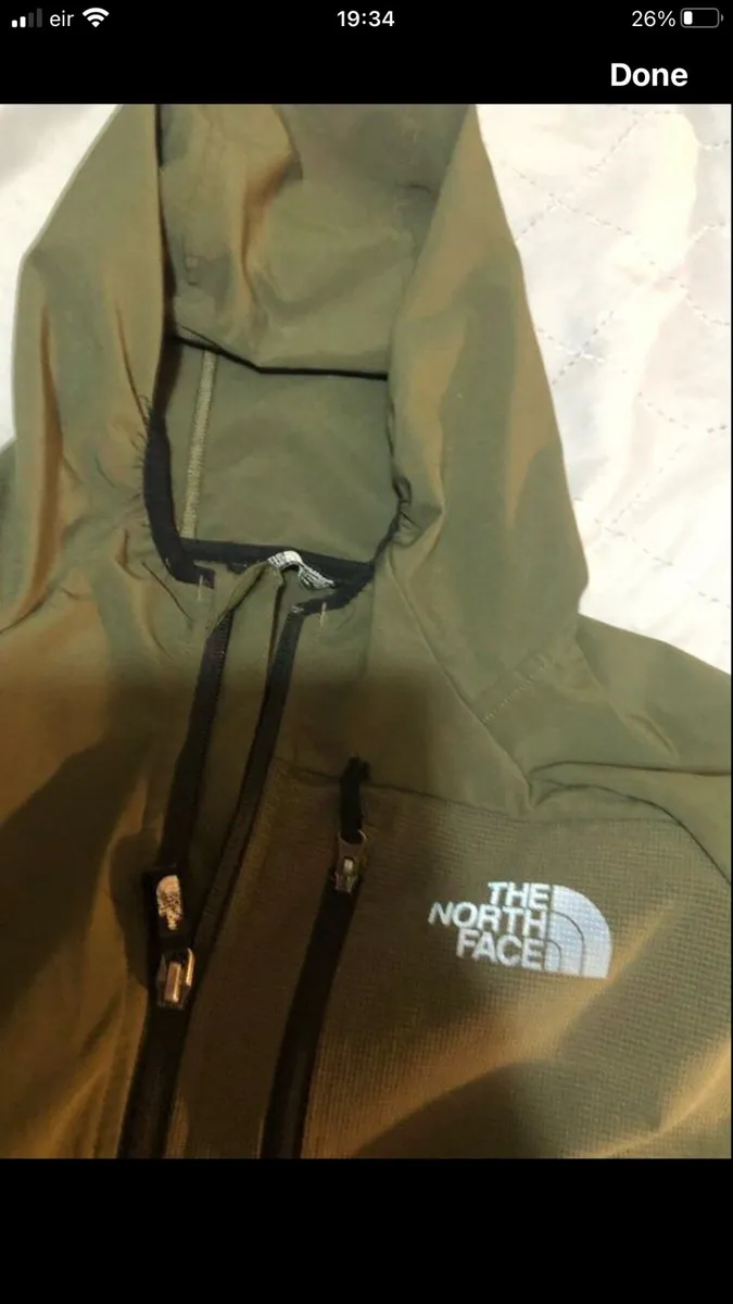 Boys northface tracksuit size XXL €30 - Image 4