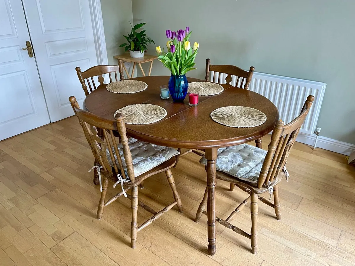 Dining table & 4 chairs - Image 1