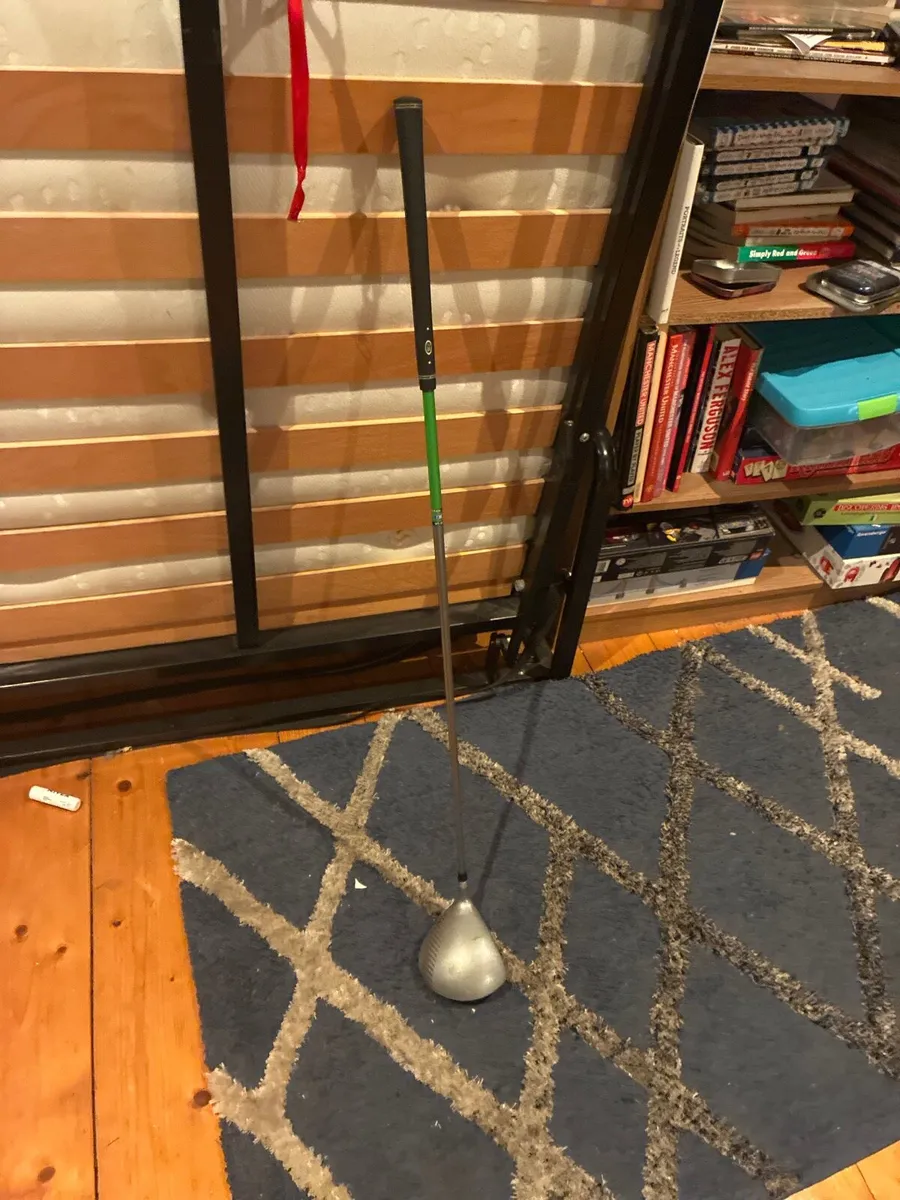 Junior golf driver - Image 1