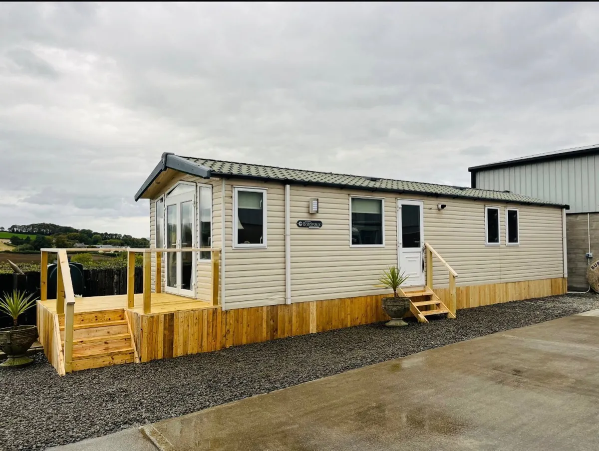 Swift Bordeaux Exclusive//Winter Pack