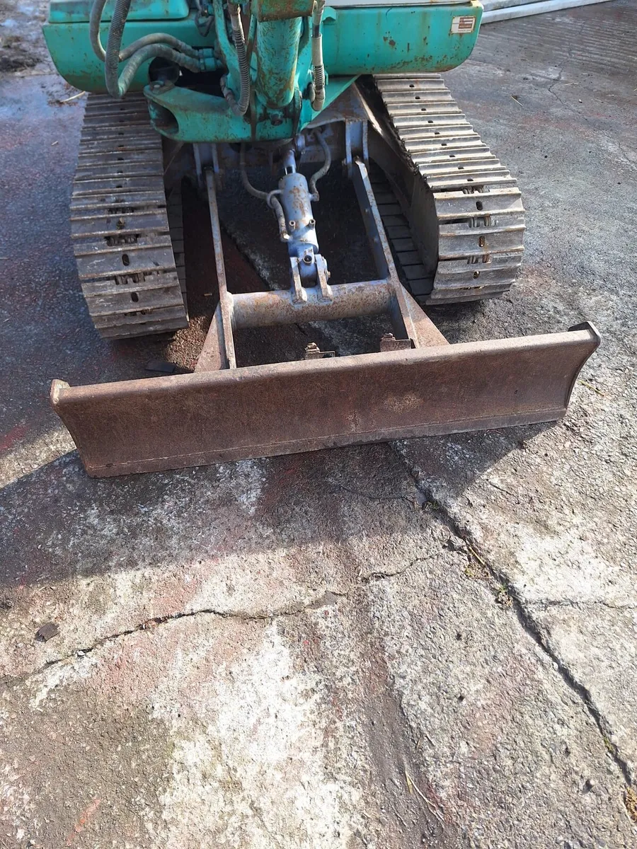 Mini digger - Image 3