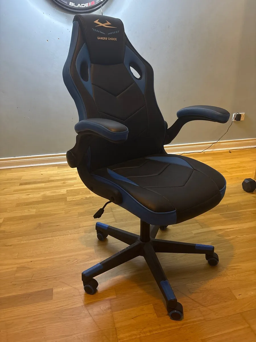 Gaming chair