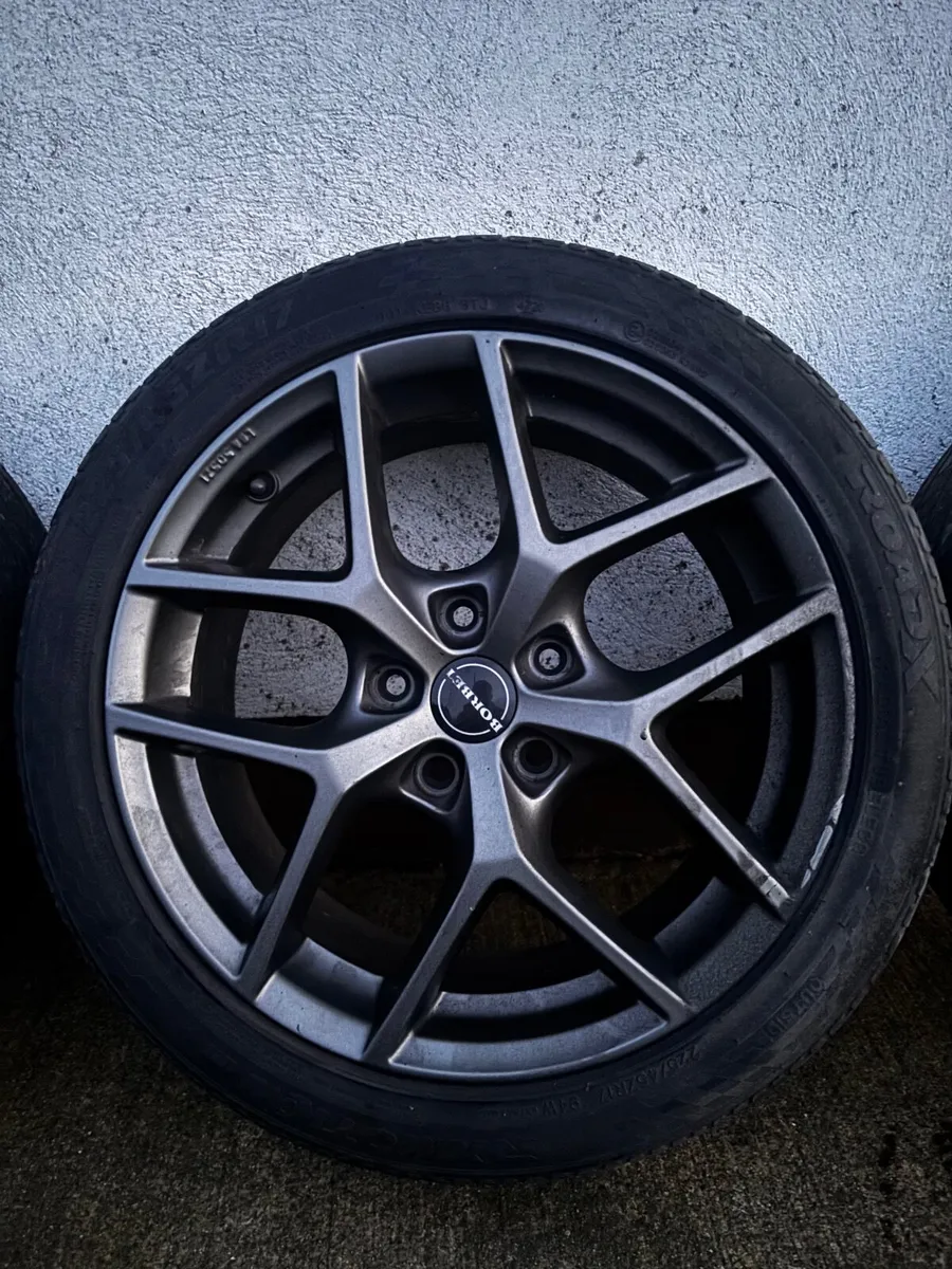 Borbet alloys 17 inch - Image 1