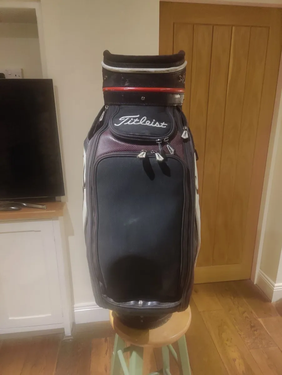 Titleist Golf Tour Bag - Image 2