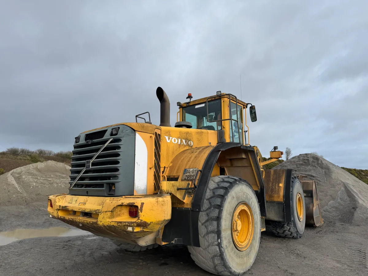 2004 VOLVO L180E LOADING SHOVEL - Image 4