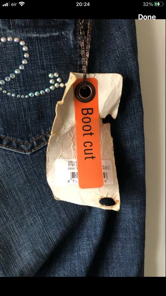 Ladies BNWT designer jeans W32”x L34” €25 - Image 3