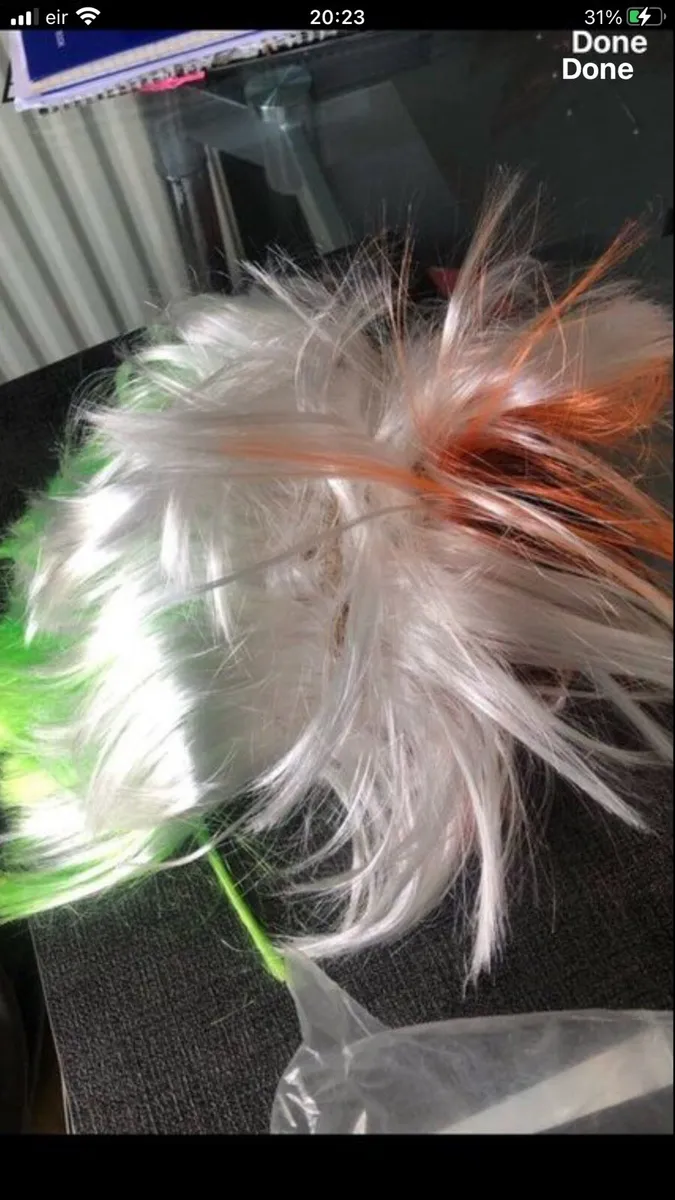 Irish wig €10 - Image 4