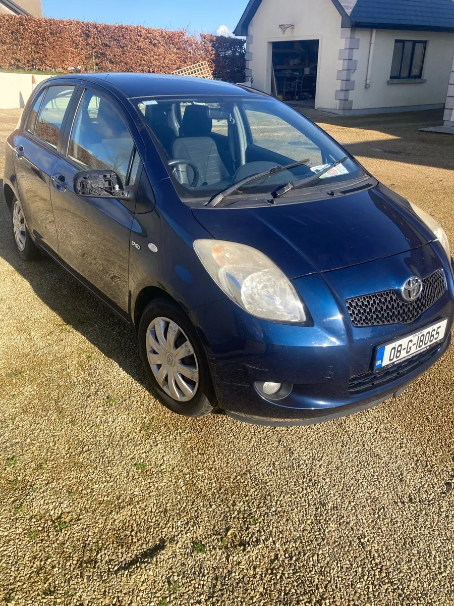 Toyota Yaris - Image 2