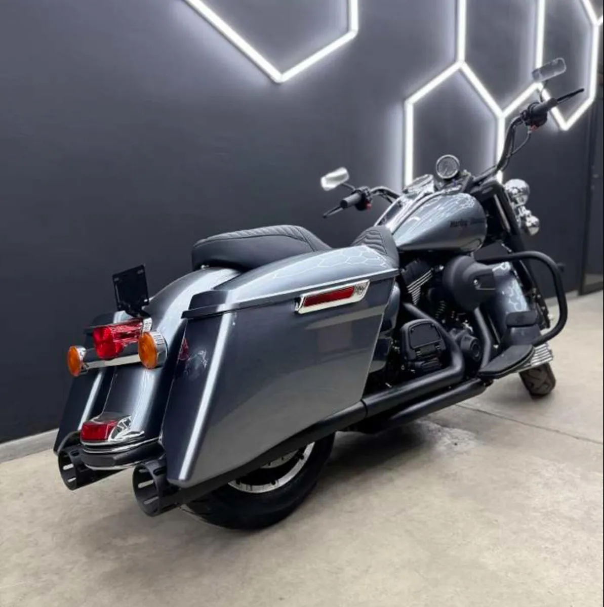 2 HARLEY  DAVIDSON ROAD KING  👑 - Image 4