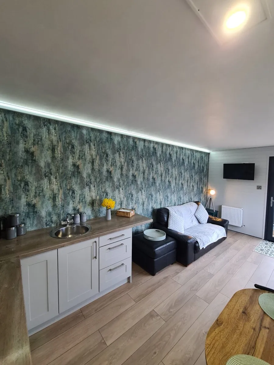 Container Home - Image 2