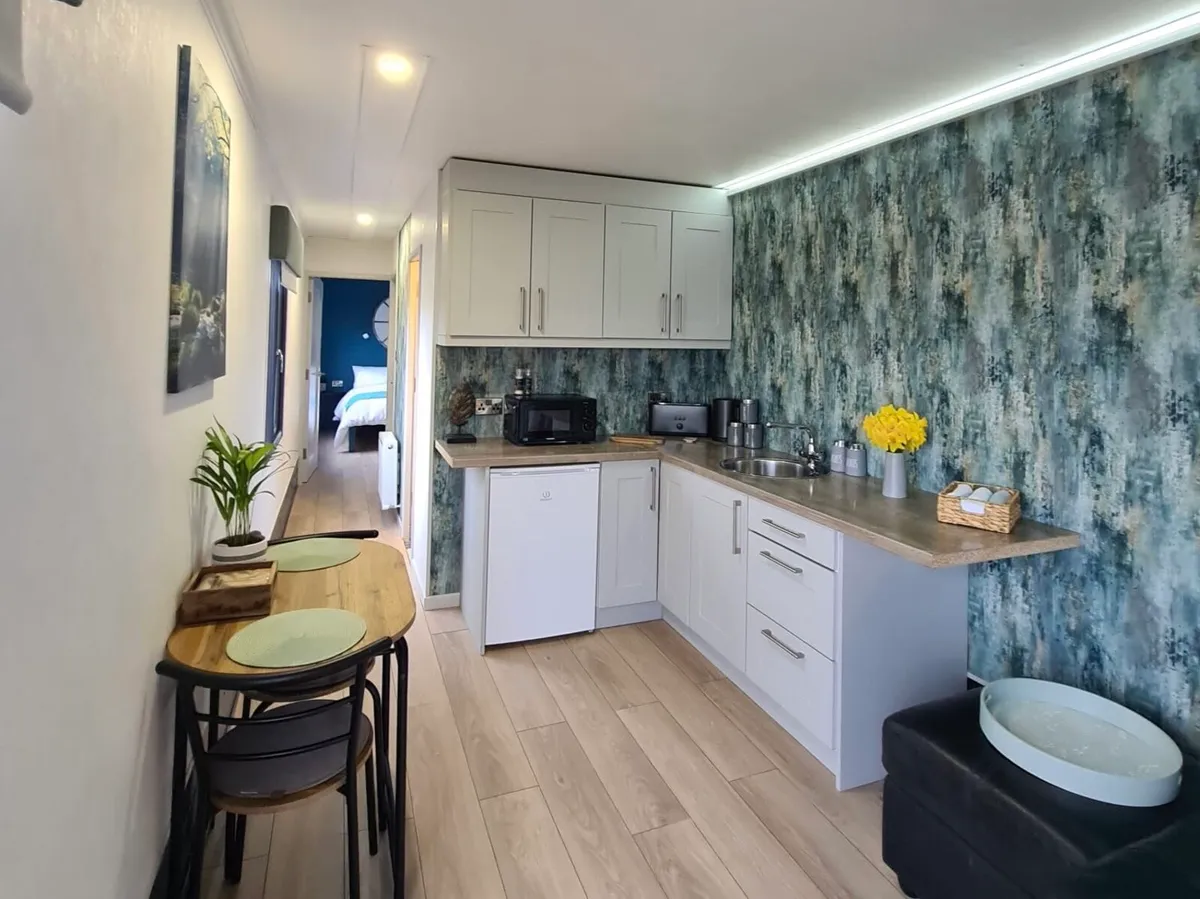 Container Home - Image 3