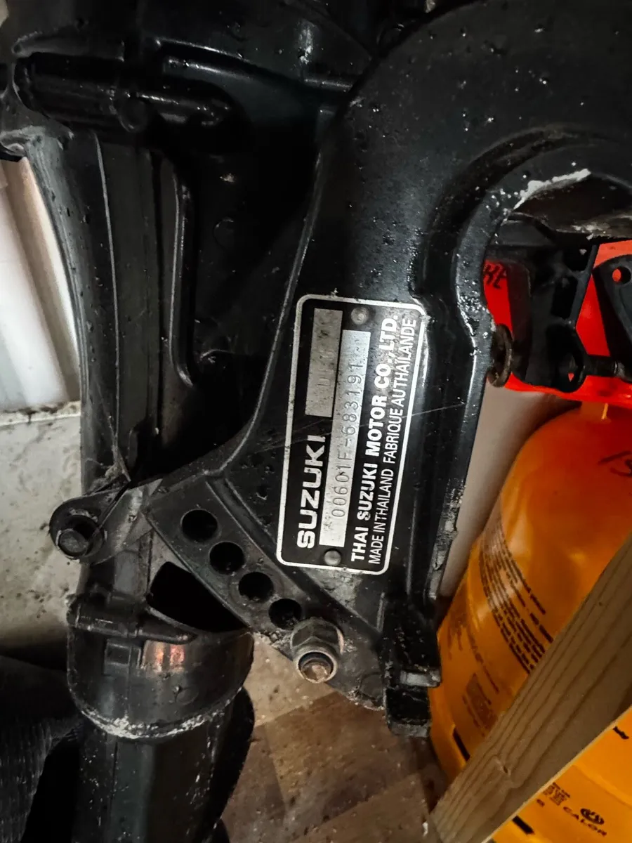 Suzuki 6HP Outboard Engine - Image 3