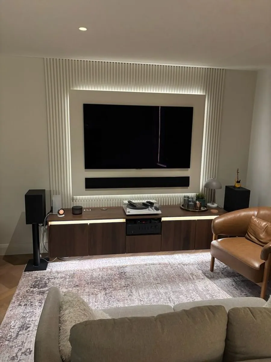 LG US10TY Soundbar (ideal for G series OLED tv) Brand New - Image 1