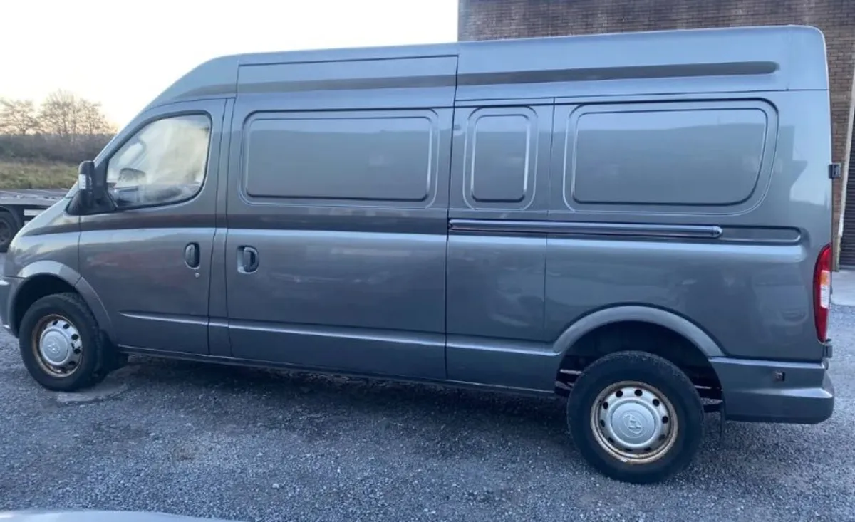 LDV V80 2.5 Diesel LHR T-C 5DR – Only 67,000 km - Image 1