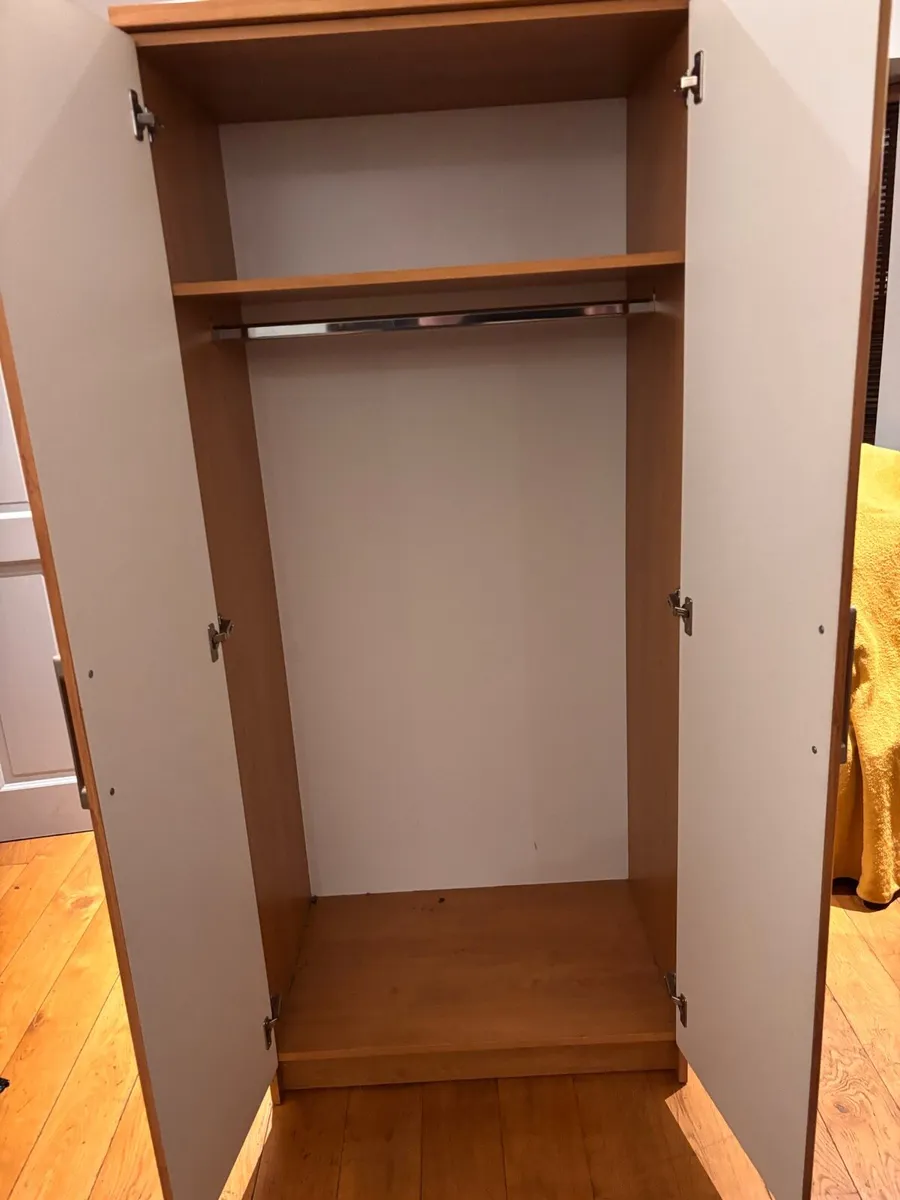 bedroom furniture - Image 2