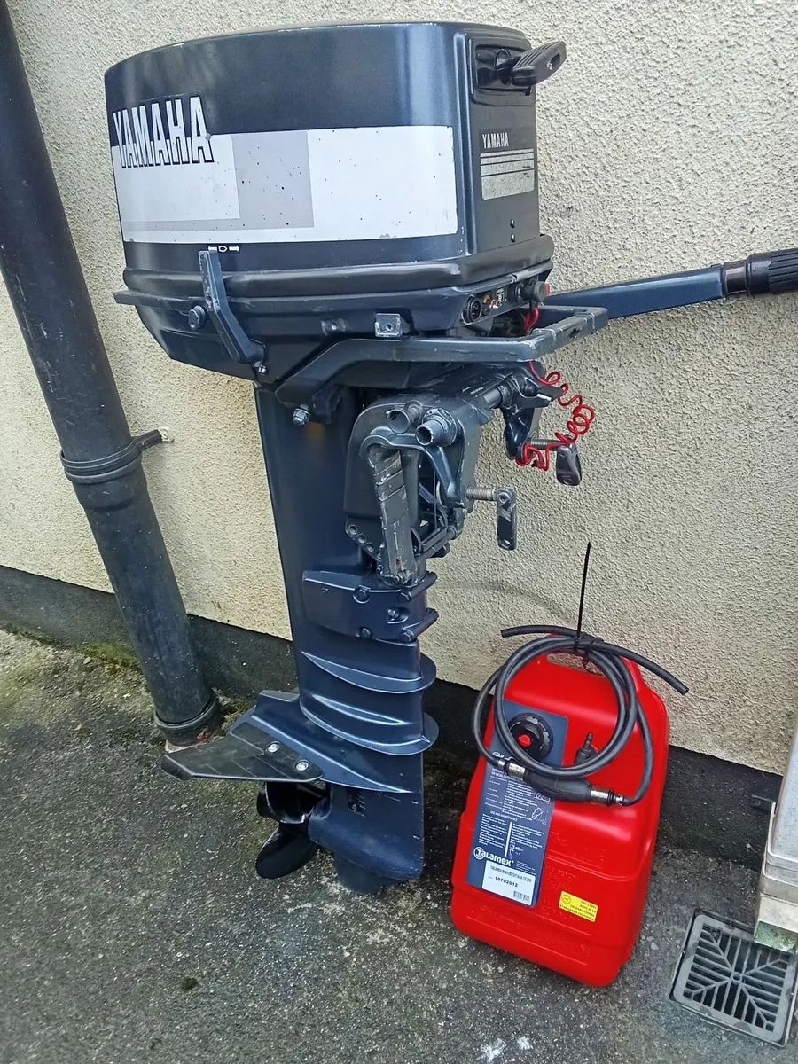 2-stroke outboard YAMAHA-20 HP - Image 1