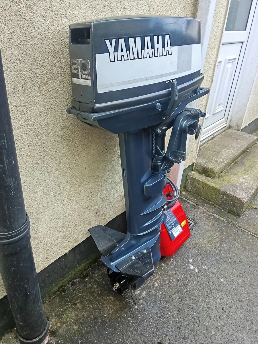 2-stroke outboard YAMAHA-20 HP - Image 2