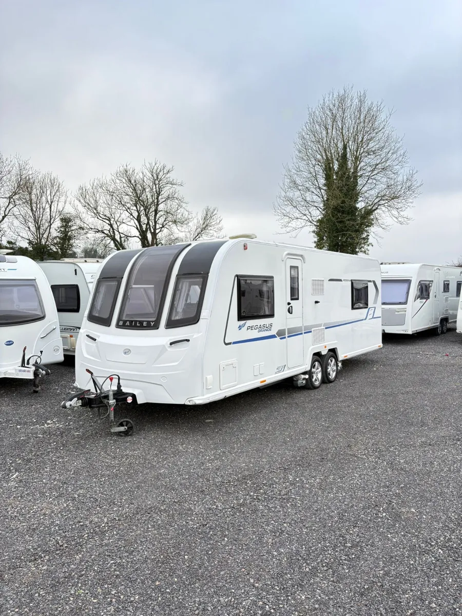 Bailey Pegasus 4 berth island bed high end Caravan - Image 1