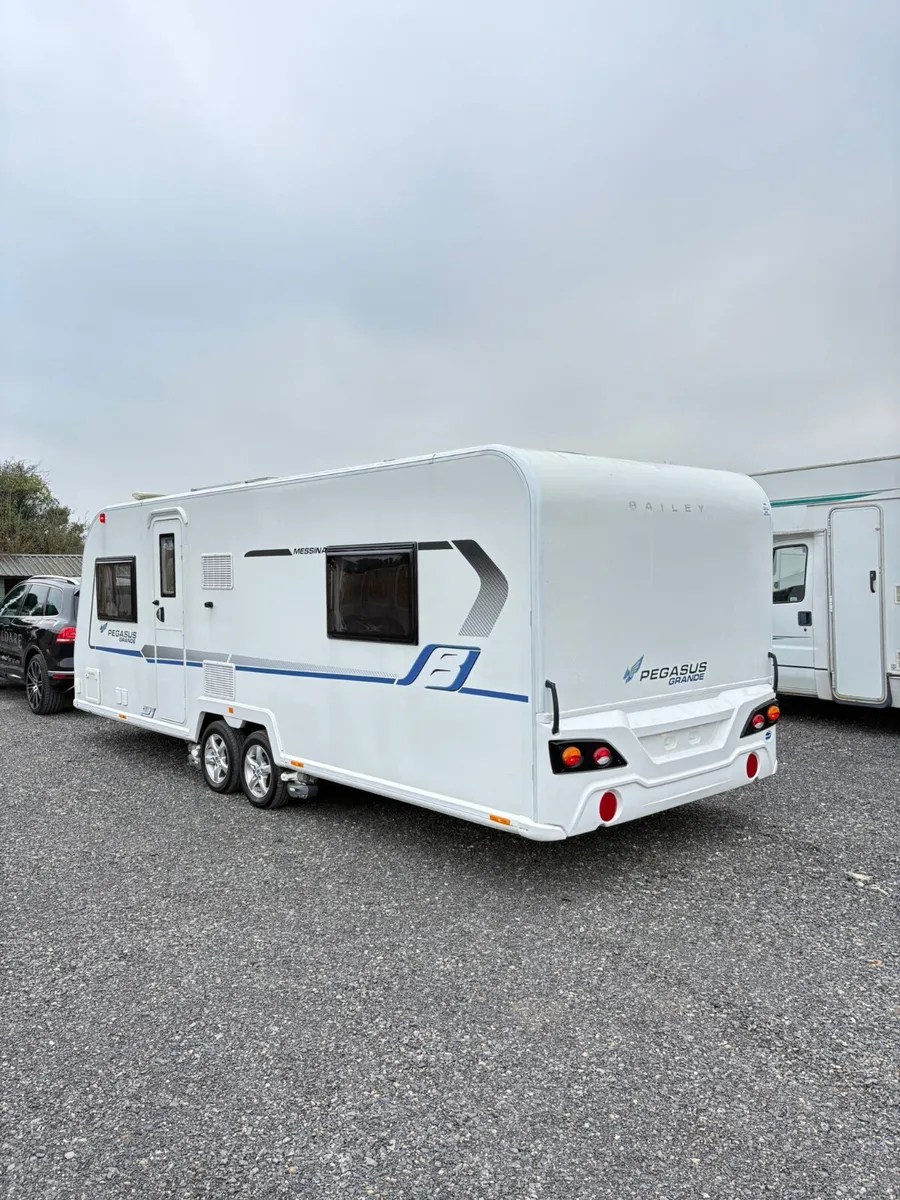 Bailey Pegasus 4 berth island bed high end Caravan - Image 2