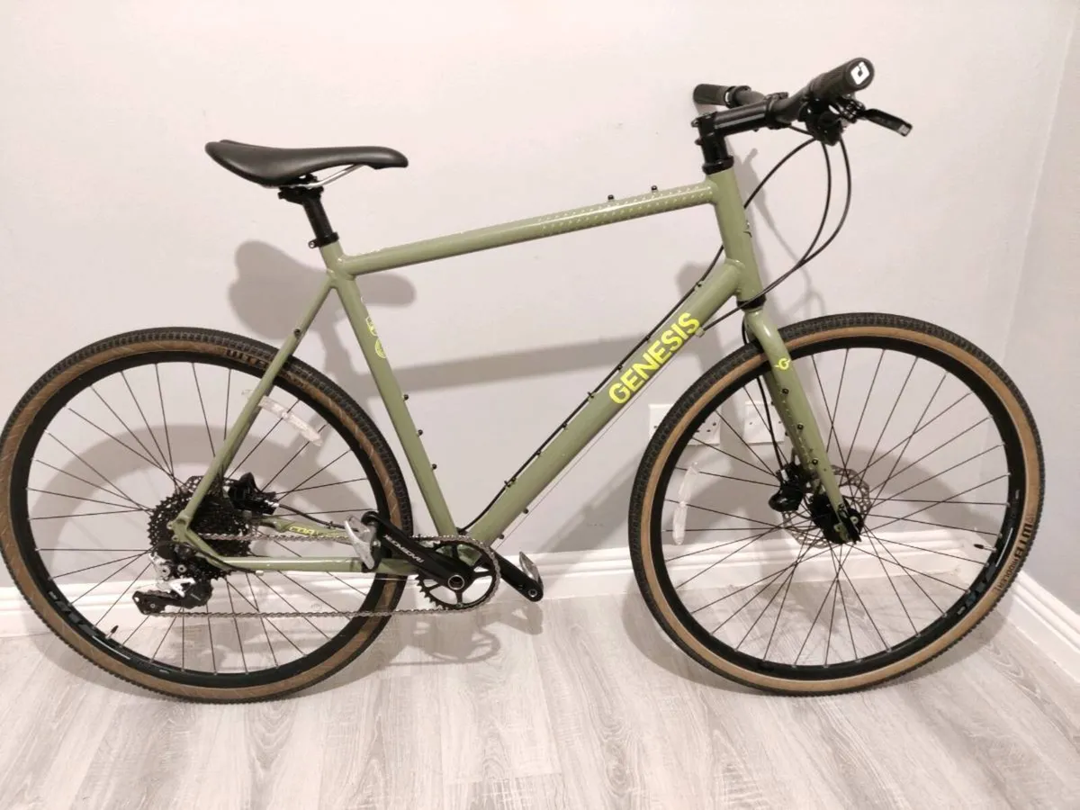 hybrid bike size L - Image 1