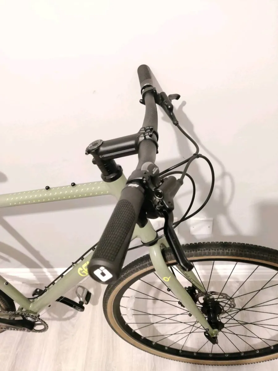 hybrid bike size L - Image 2