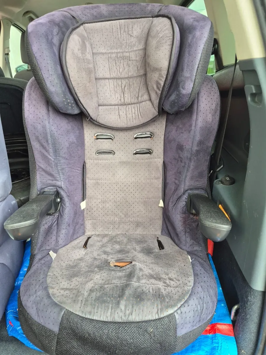 Baby car seat - Image 4
