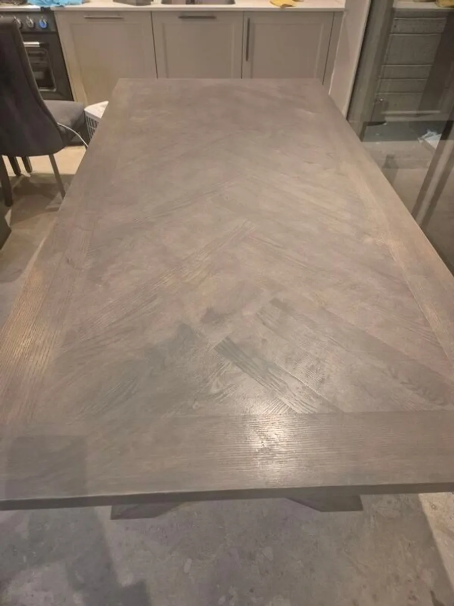 Kitchen Table - Image 1