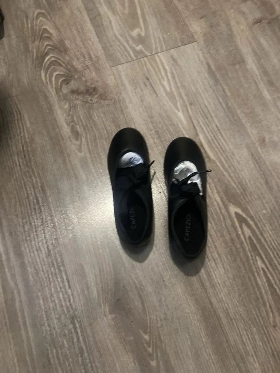 Tap dancing Shoe - Image 1