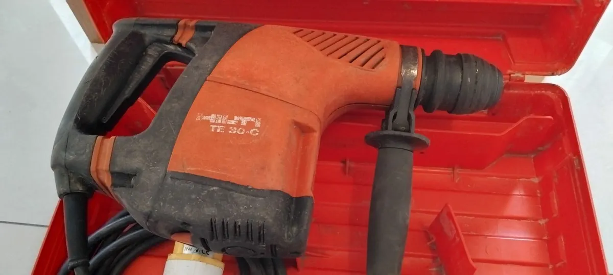 Hilti TE30-C Sds+ 3 Mode 110v - Image 4
