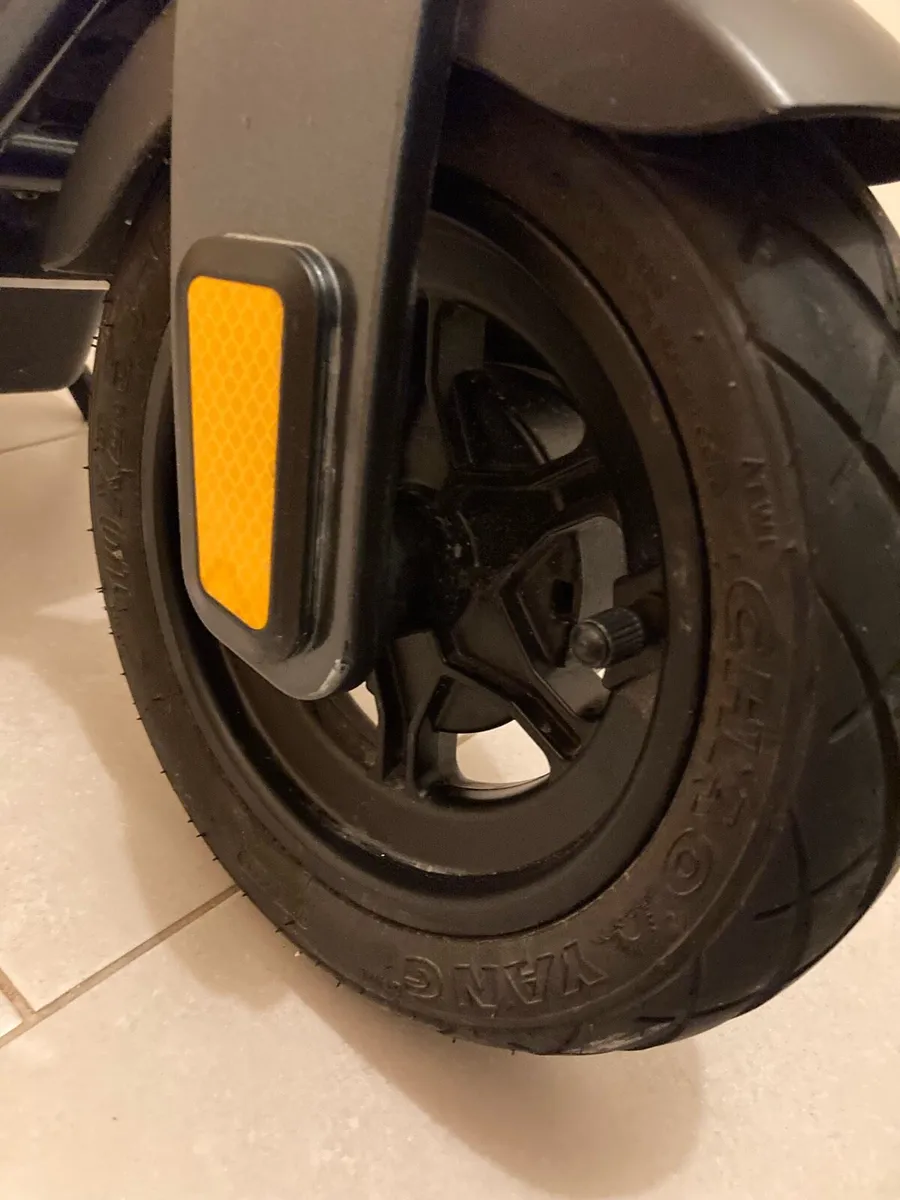 Pure Air3 Pro Electronic Scooter - Image 4