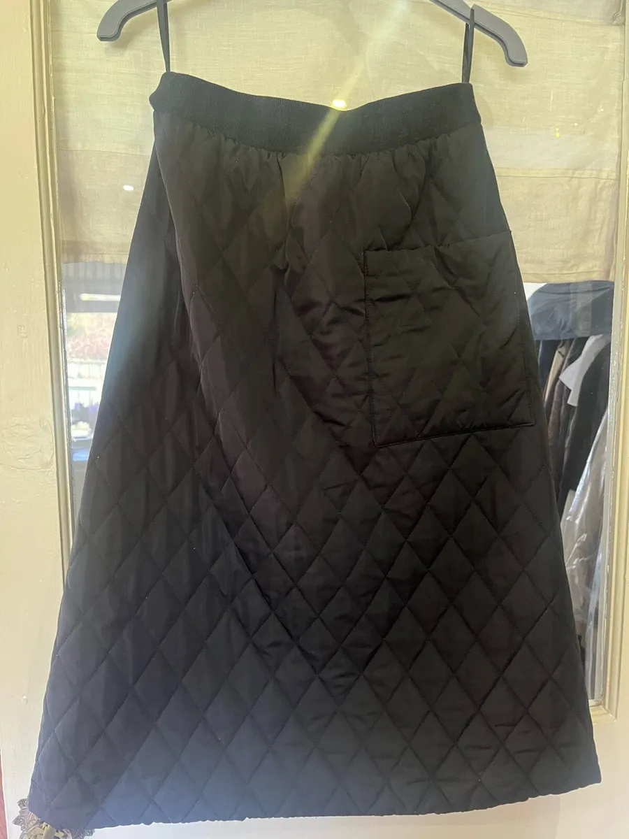 Caroline Donnelly sleeveless jacket - Image 3