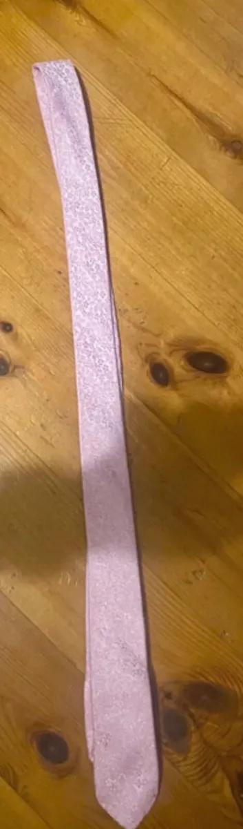 Communion boys suit - Image 3