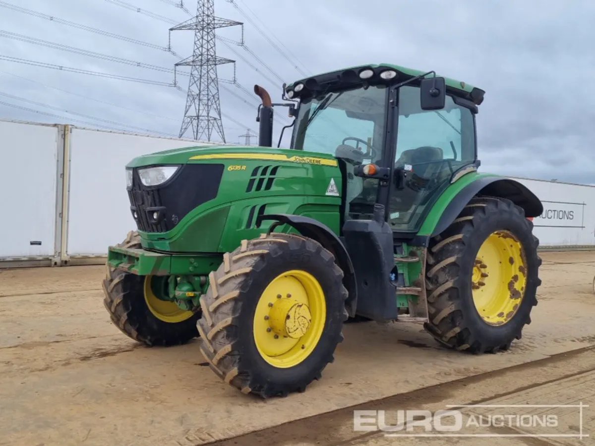 2016 John Deere 6135R - Image 1