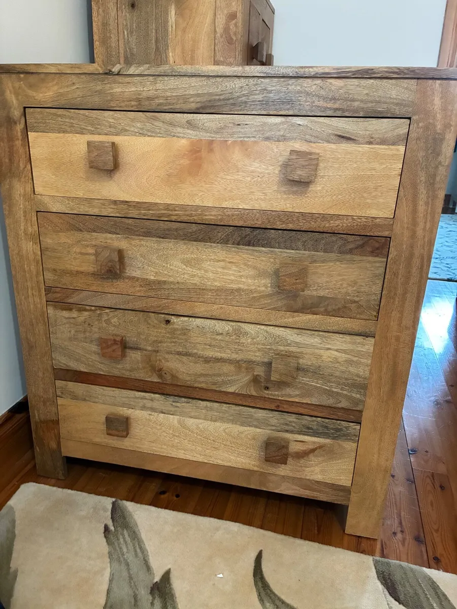 Mango bedroom furniture - Image 3