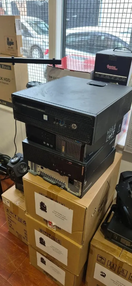 7 working PC units - Image 1