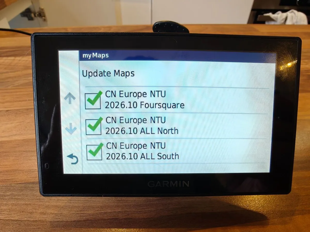 Garmin DriveAssist 50 sat nav with Dashcam - EU - Image 2