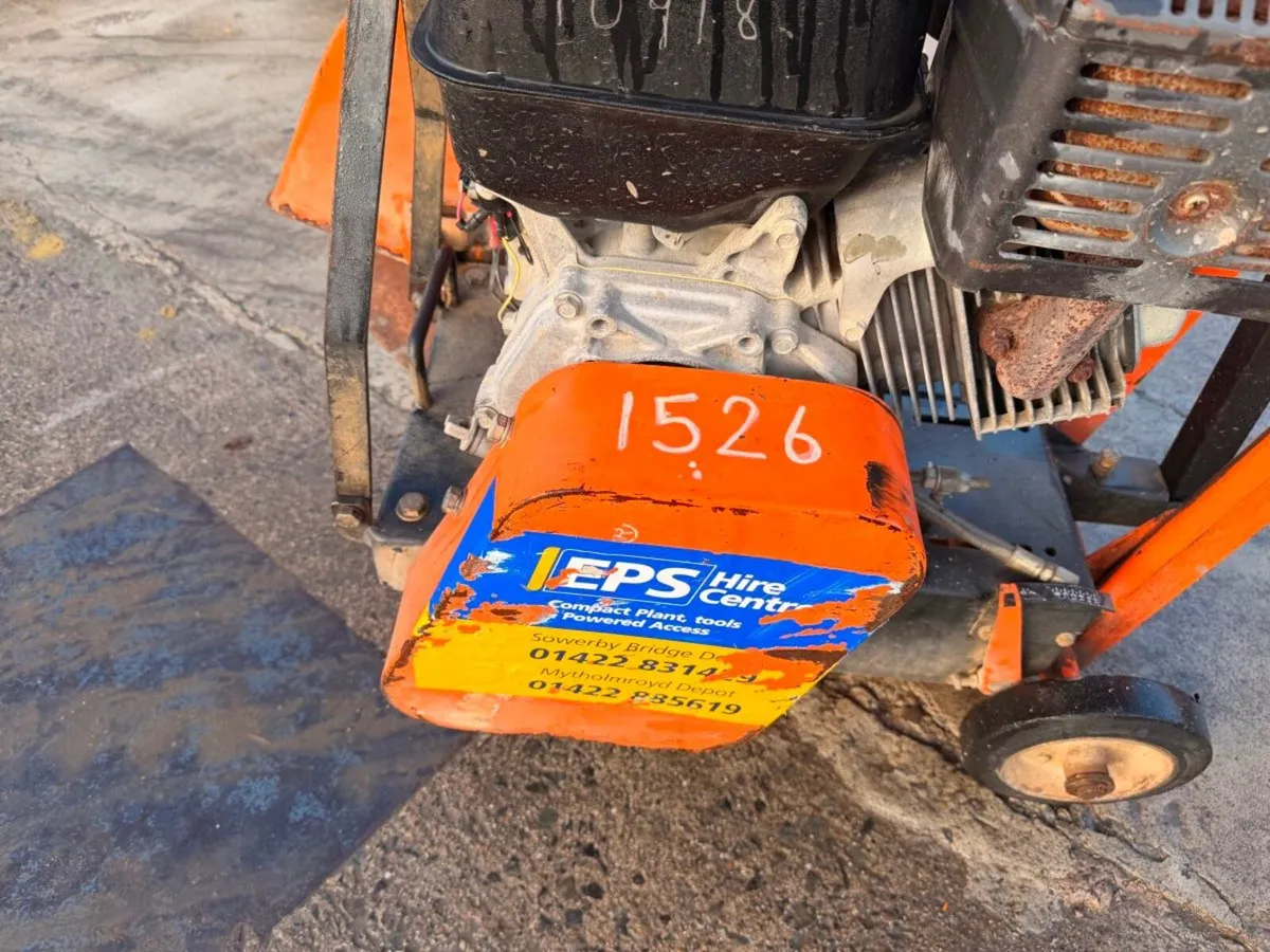 Husqvarna CS451 Concrete / Road Saw Floor Saw - Image 4