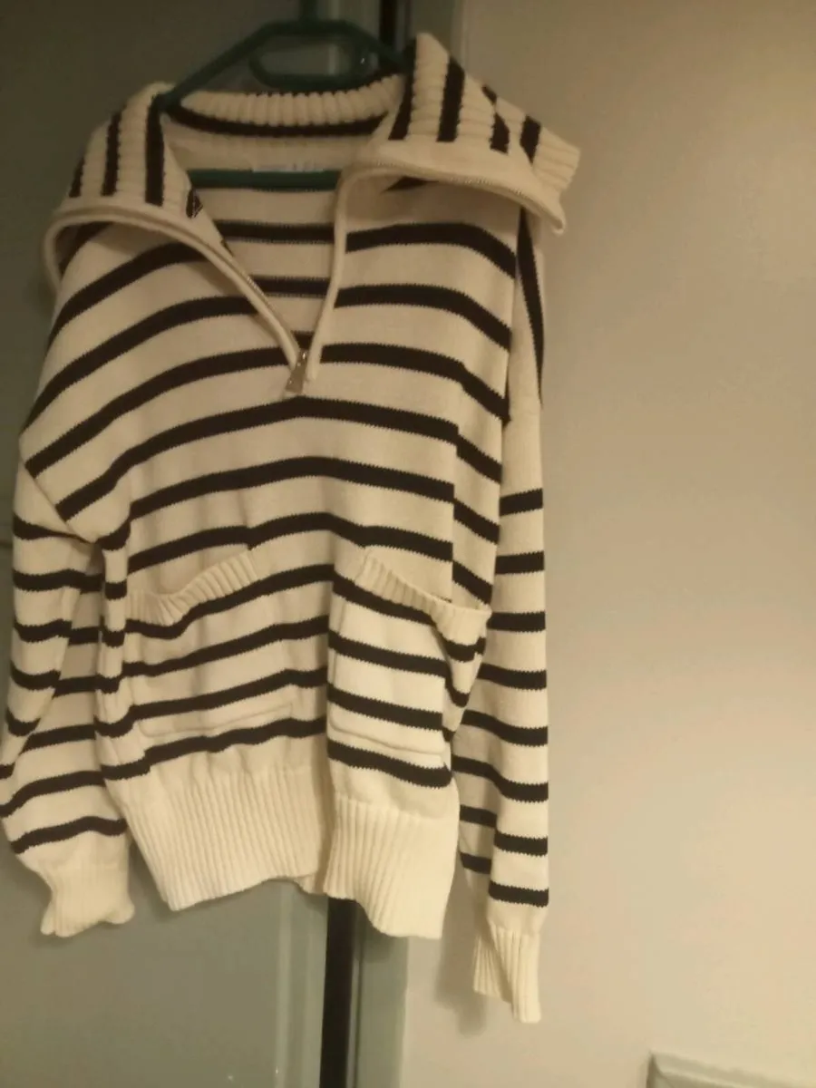 Ladies striped jumper size 10 - Image 1