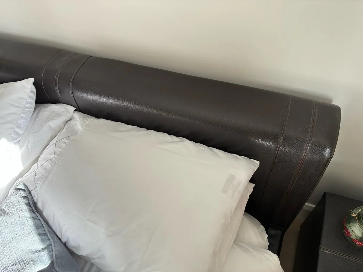 Perfect king bed with side tables included - Image 4