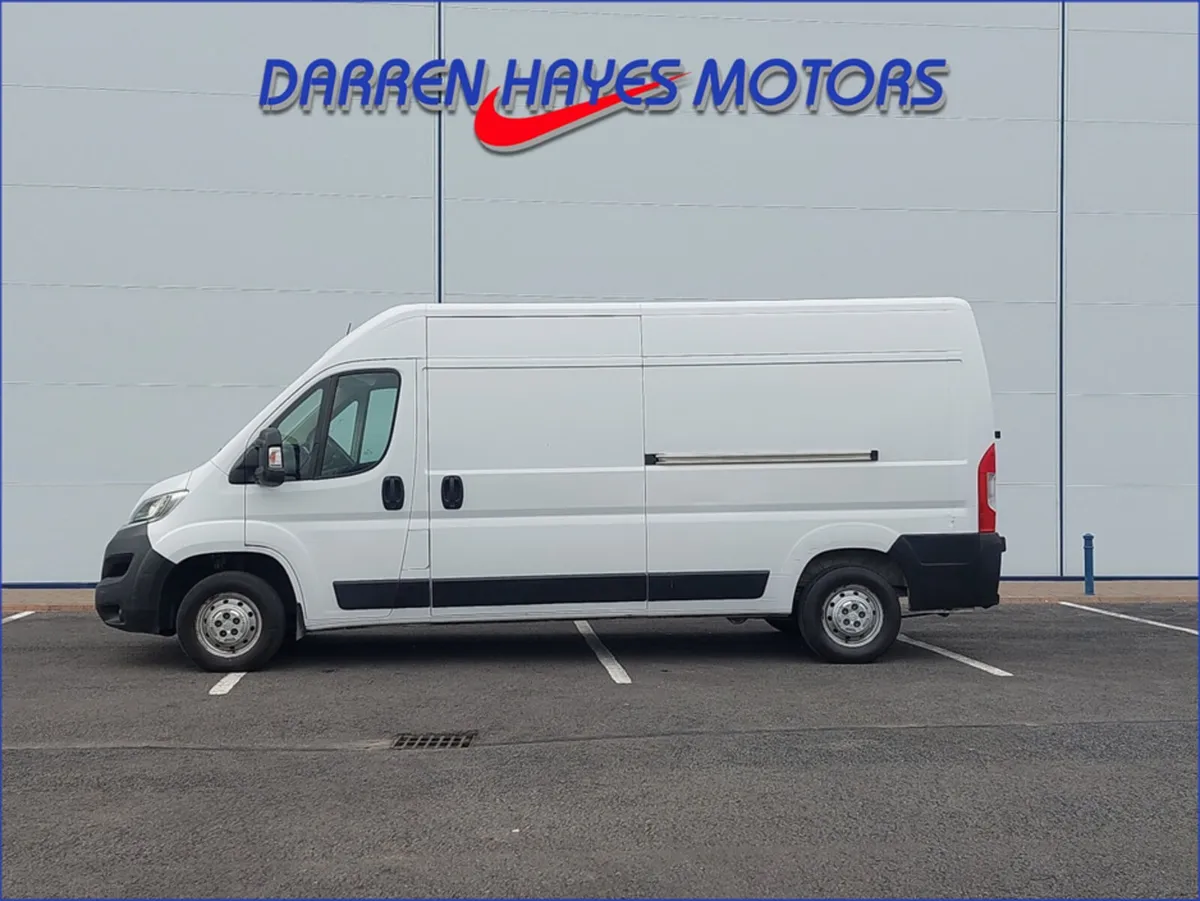 Citroen Relay JUMPER 33 L3H2 BLUEHDI 140 3DR - Image 4