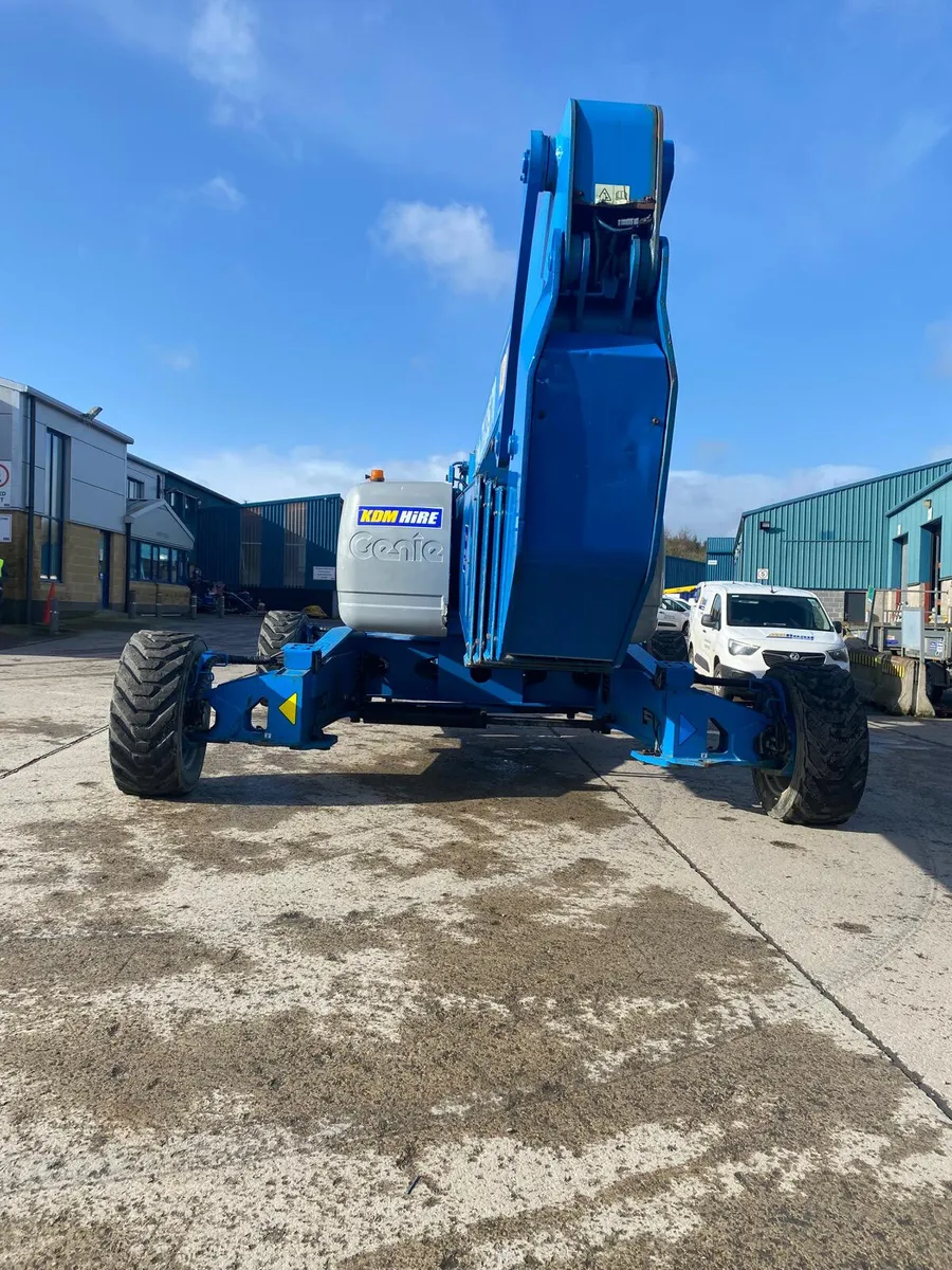 2016 GENIE ZX-135/70 141FT ARTIC DIESEL BOOM LIFT - Image 1