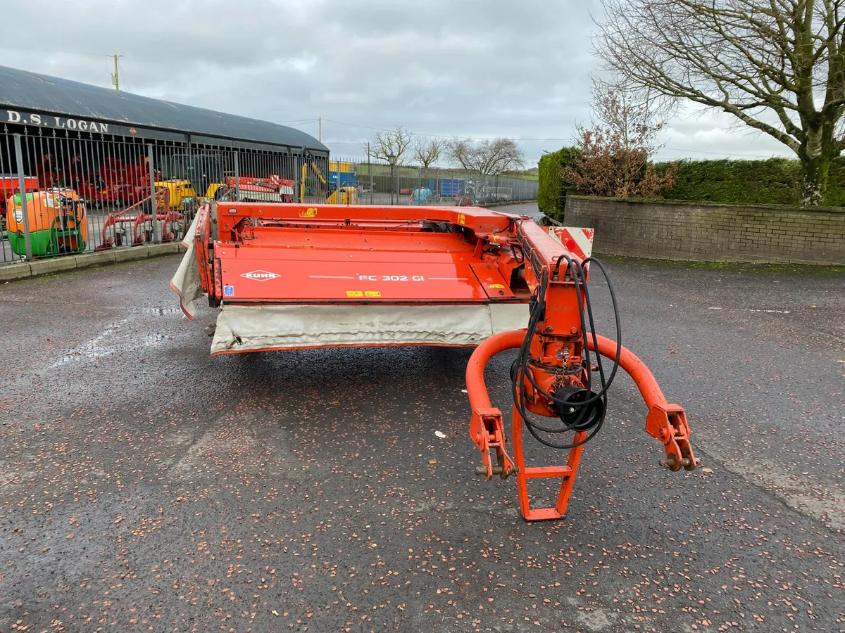 Kuhn FC302G Mower Conditioner - Image 2
