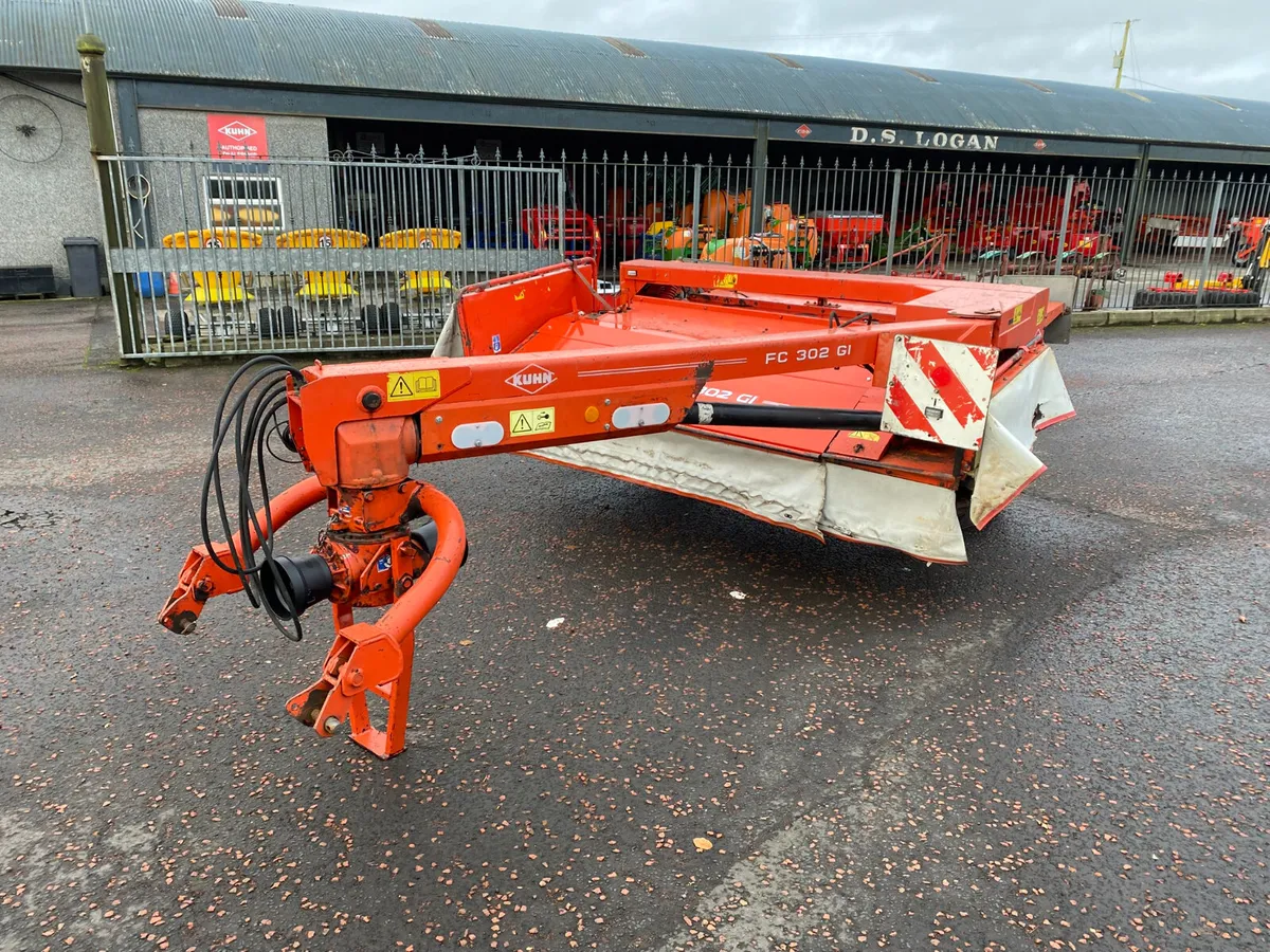 Kuhn FC302G Mower Conditioner - Image 3