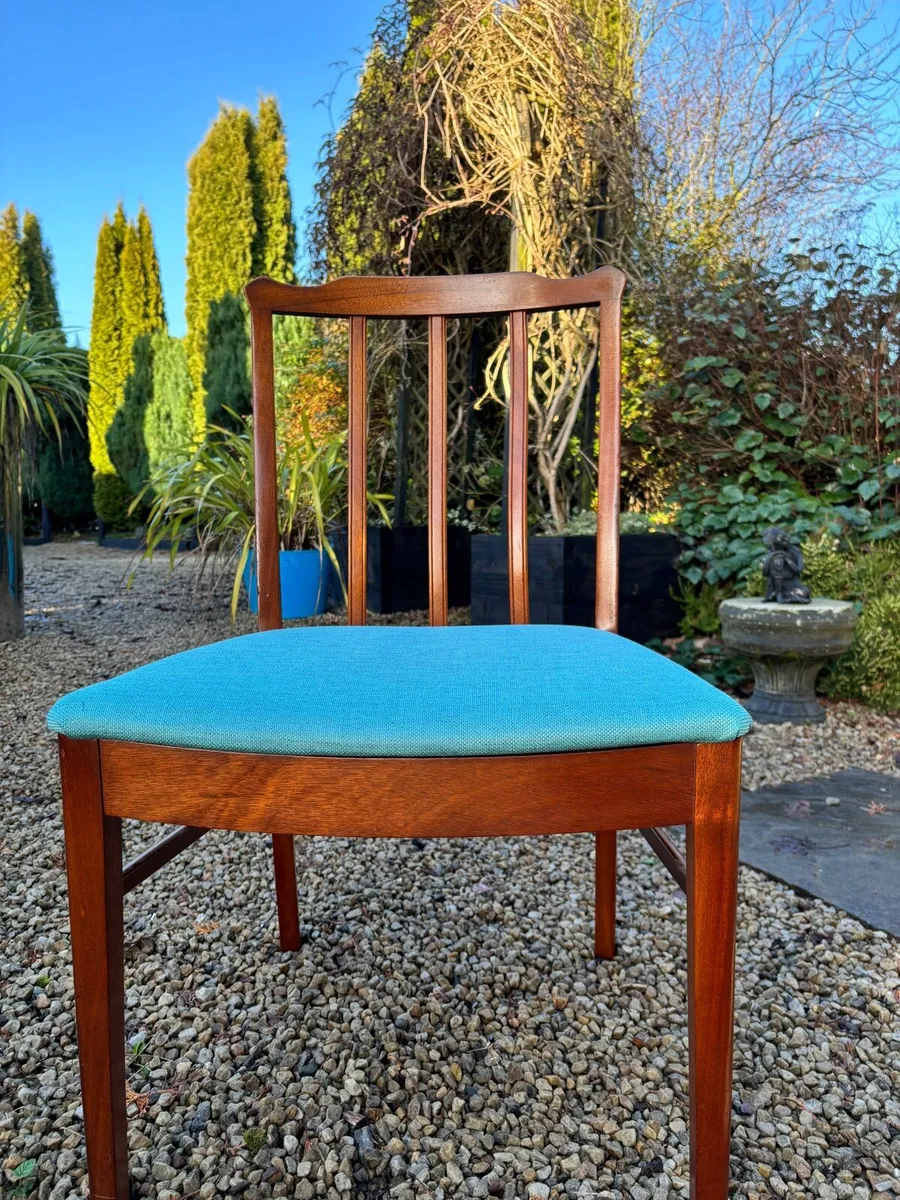 Mid century dining chairs x 4 - Image 4