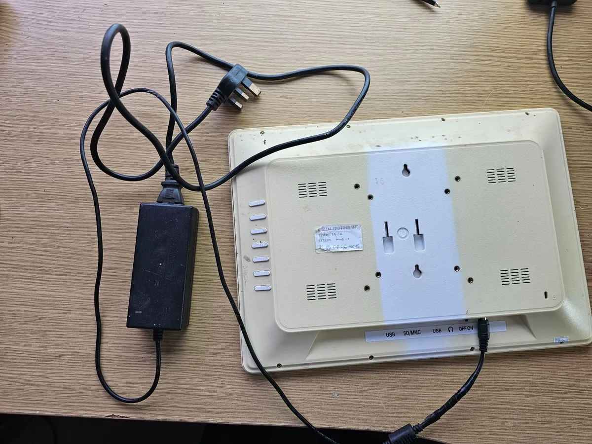 15" Digital Photo Frame LED Album 15 inch - Image 3