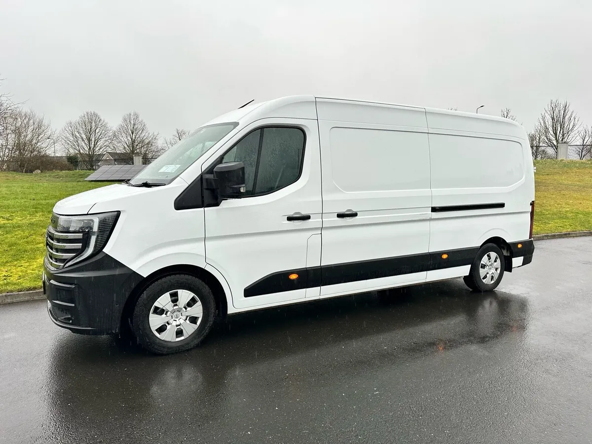 Nissan Interstar L3H2, 170Bhp, Premium - Image 2