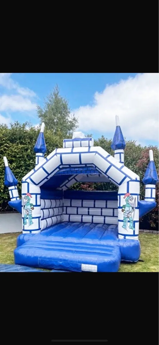 Bouncing castle hire - Image 2