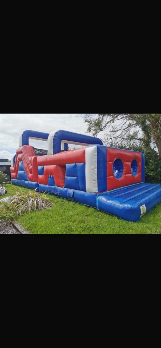 Bouncing castle hire - Image 3